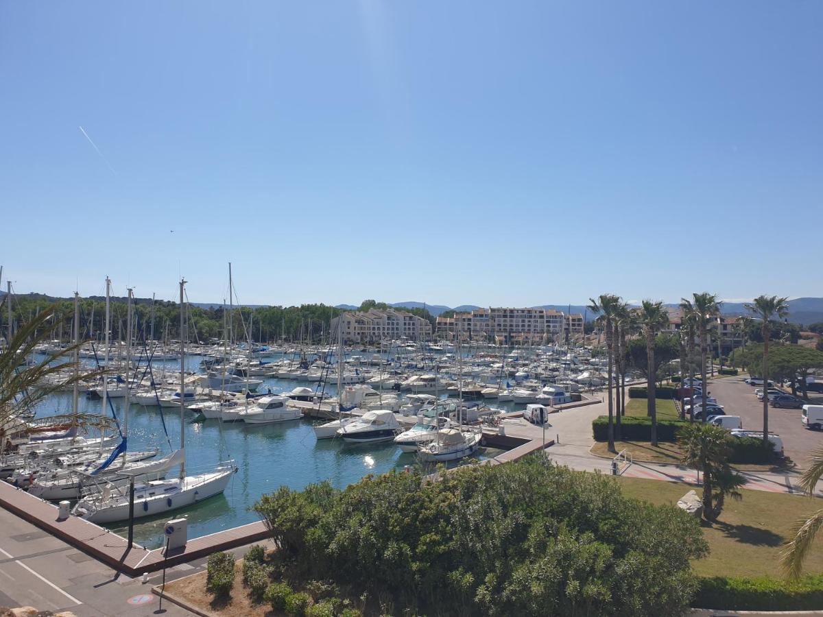 Les Marines De Cogolin Apartment Bagian luar foto